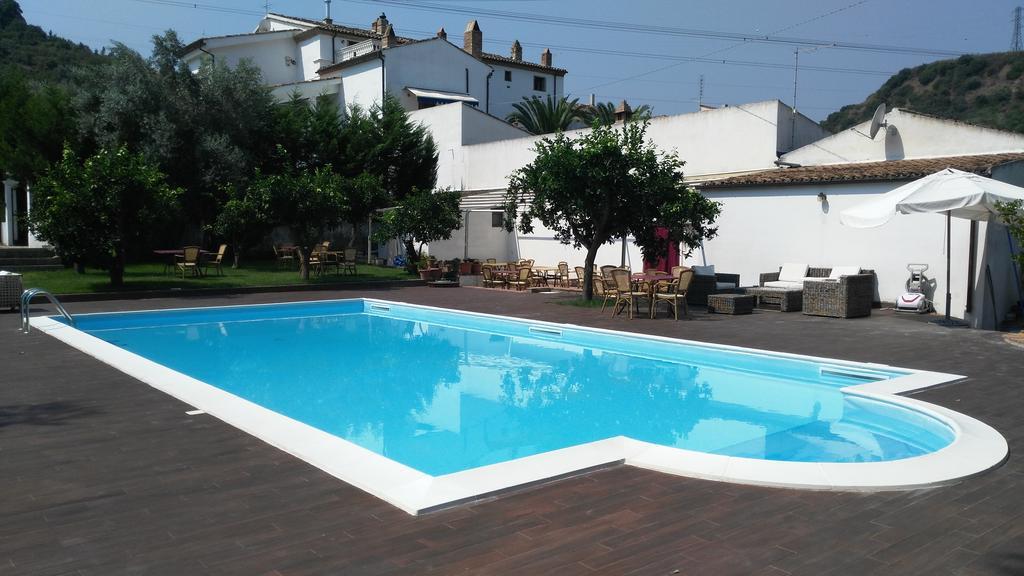Agriturismo Malena Rossano Exterior foto