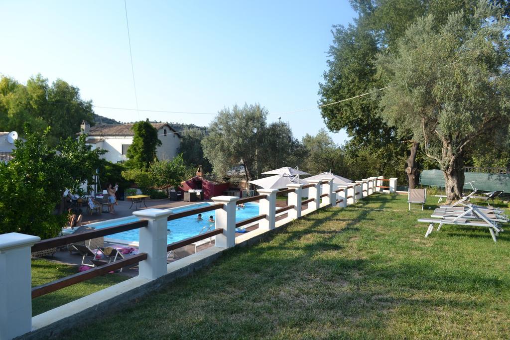 Agriturismo Malena Rossano Exterior foto
